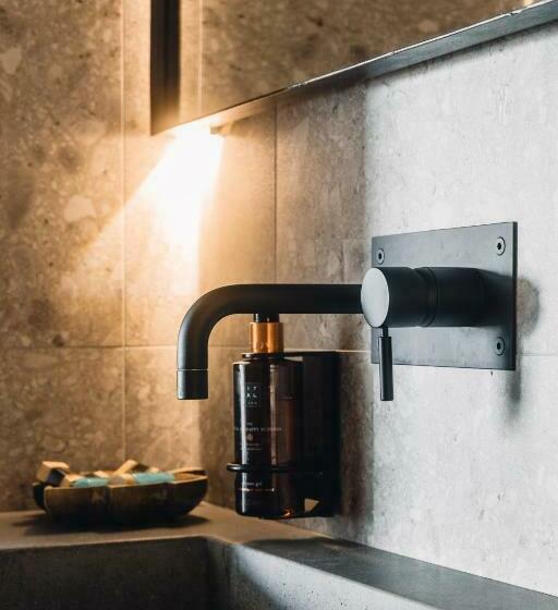 חדר בסיסי, Ocean