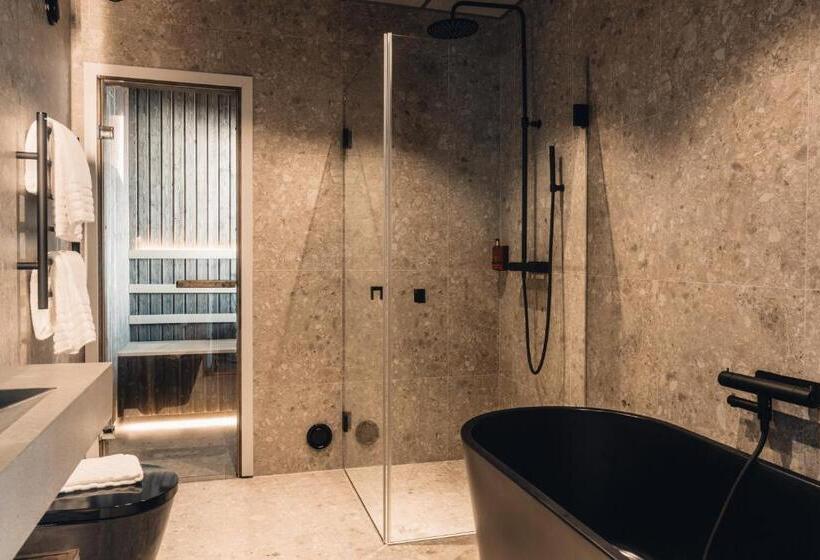 סוויטת ג'וניור עם טרסה, Ocean