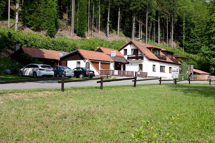 标准间, Penzion Macocha