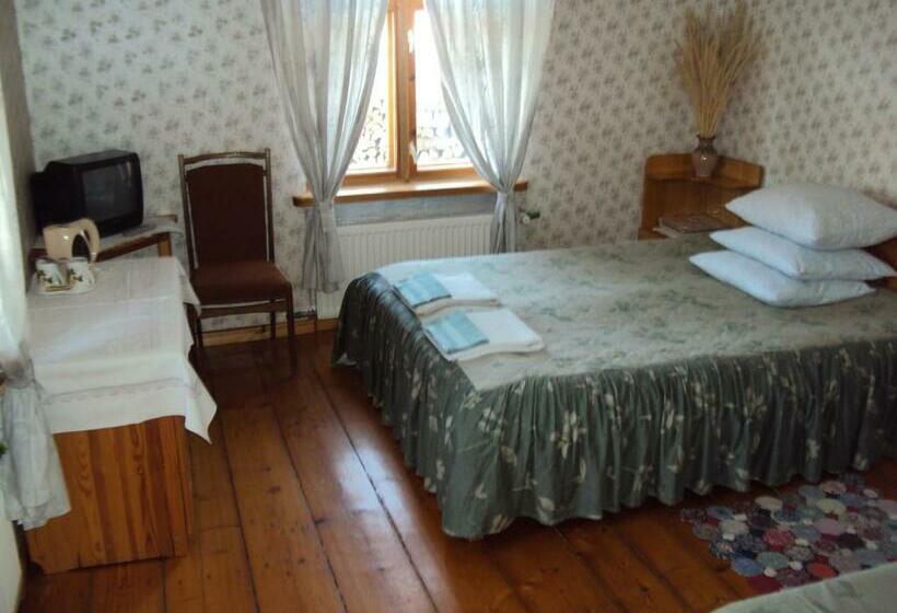 اتاق استاندارد, Saule