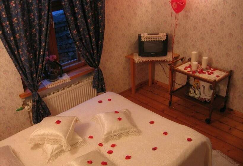 اتاق استاندارد, Saule