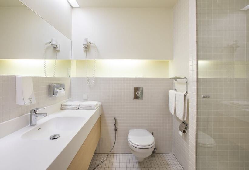 Quarto Familiar, Spa Tervise Paradiis