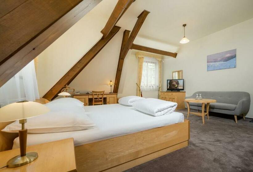 סוויטה, Zlaty Lev