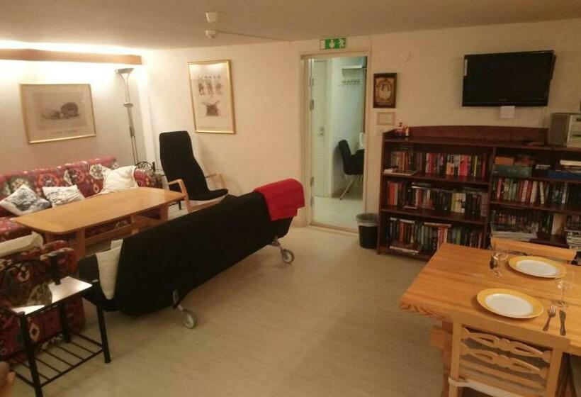 シングルベーシックルーム, L Zlafen Bed And Breakfast