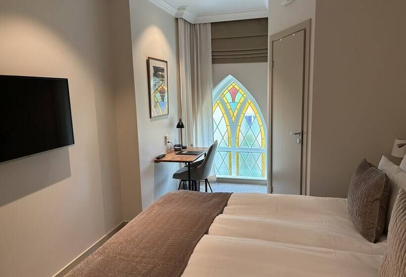 Номер Стандарт, Sockerslottet Hotell