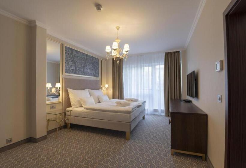 家庭间, Spa Hotel Ulrika