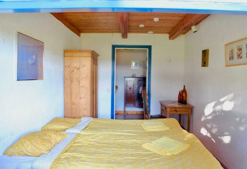 バス共有のスタンダードルーム, Tryde 1303 B&b På österlen