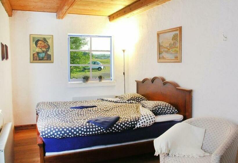 浴室共有ファミリールーム, Tryde 1303 B&b På österlen