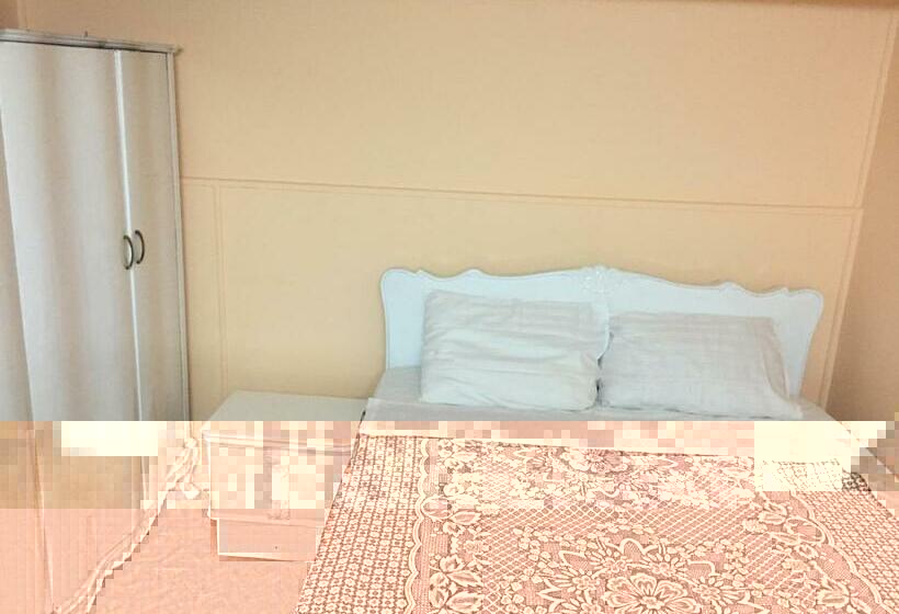 اتاق استاندارد یک نفره, Venus Hostel