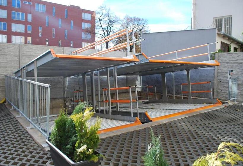 דירת שני חדרים, Vv Hotel & Apartments