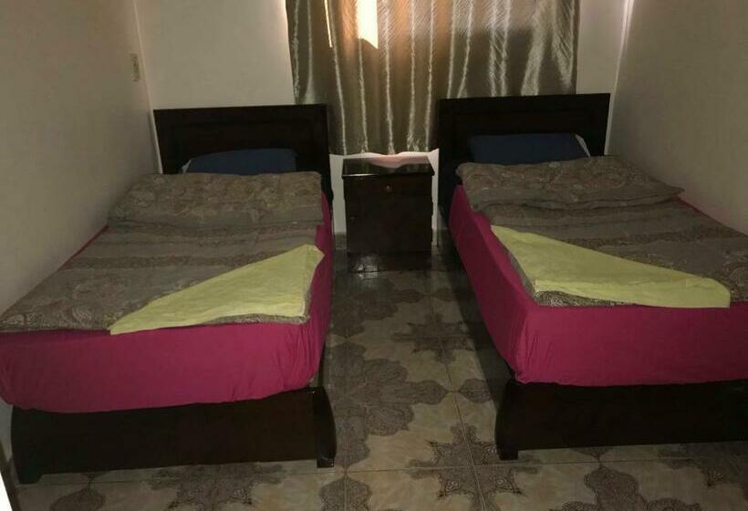 اتاق استاندارد, Wake Up! Cairo Hostel