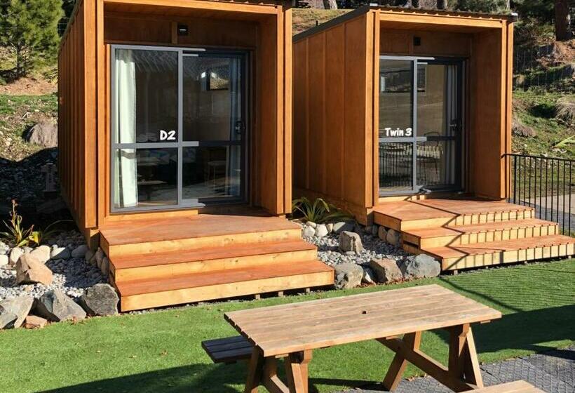 חדר סטנדרט חדר אמבטיה משותף, Lakes Edge Lodge