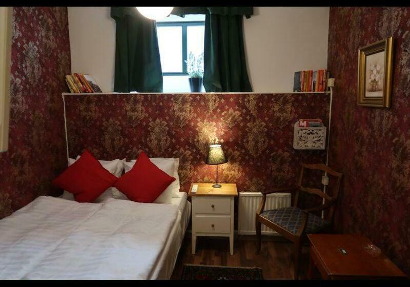 غرفة قياسية حمام مشترك, Tre Små Rum