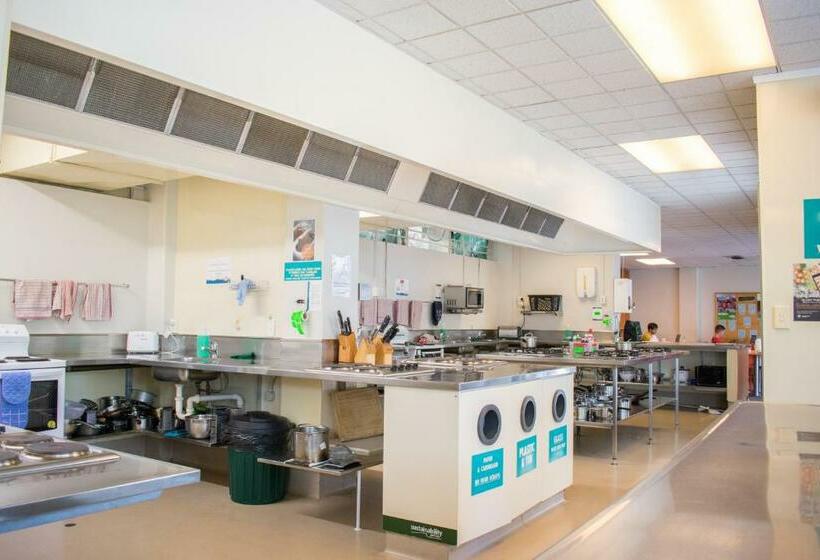 标准间, Haka House Auckland City