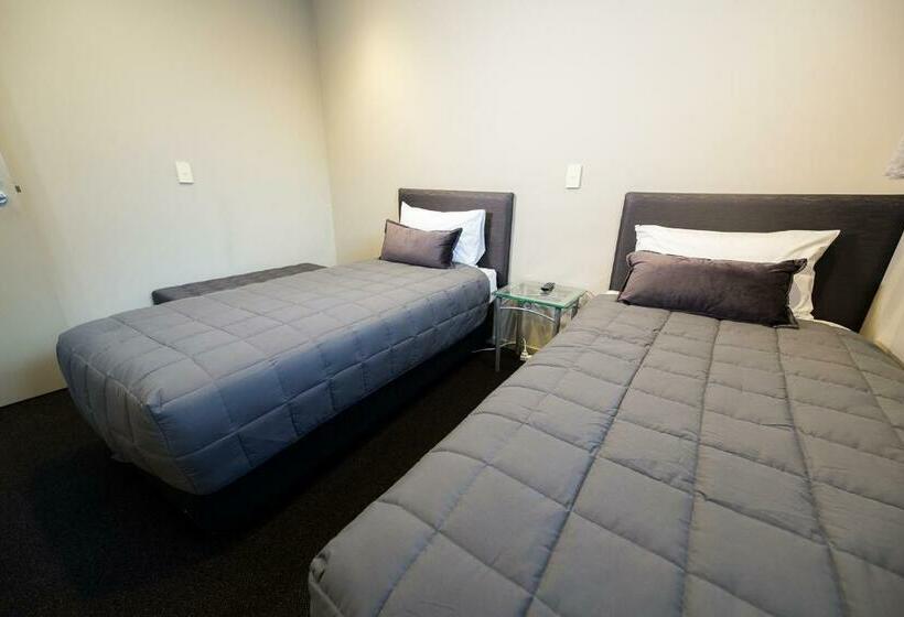 자쿠지 스위트, Ashbrook Motel Taupo