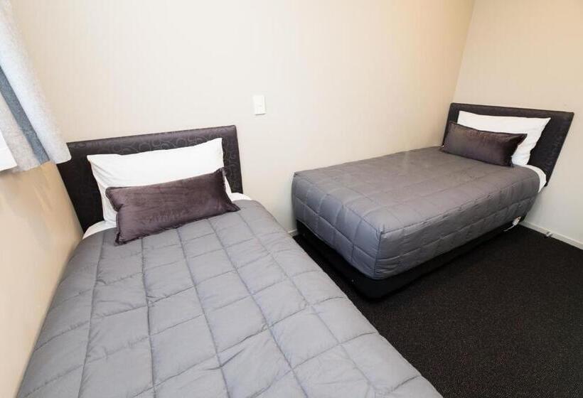 Люкс 2 Спальни, Ashbrook Motel Taupo