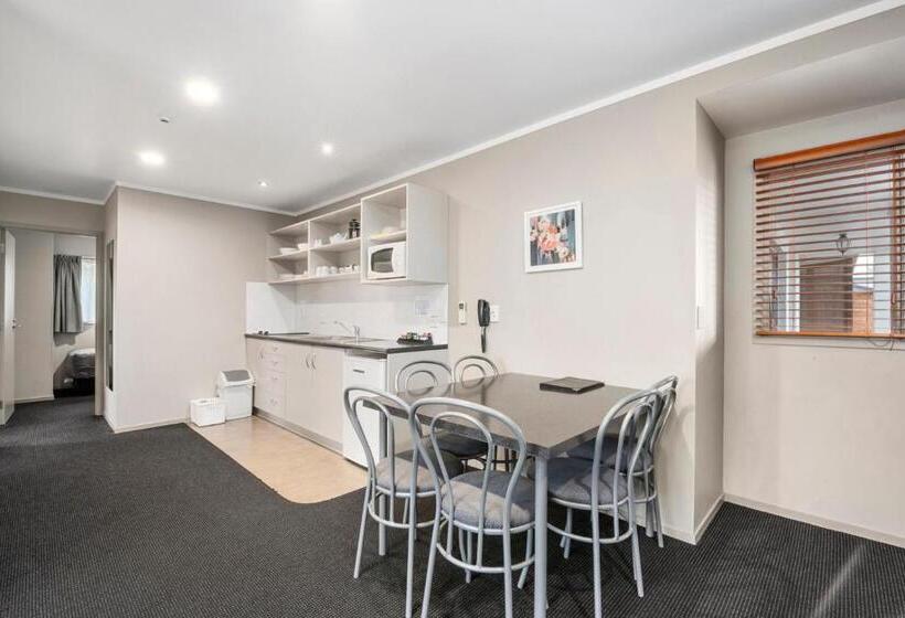 Люкс Premium 2 Спальни, Ashbrook Motel Taupo