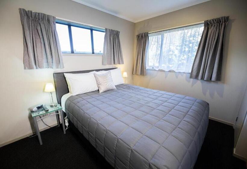 Люкс Premium 2 Спальни, Ashbrook Motel Taupo