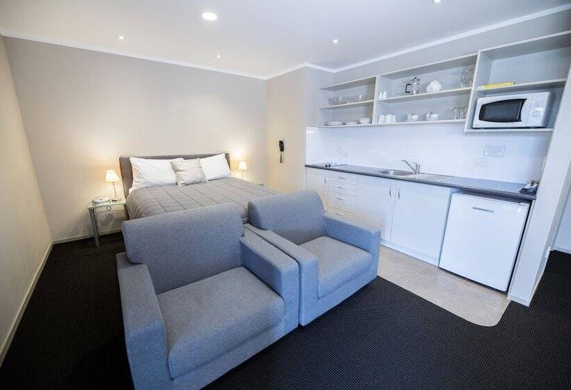 Люкс Премиум, Ashbrook Motel Taupo