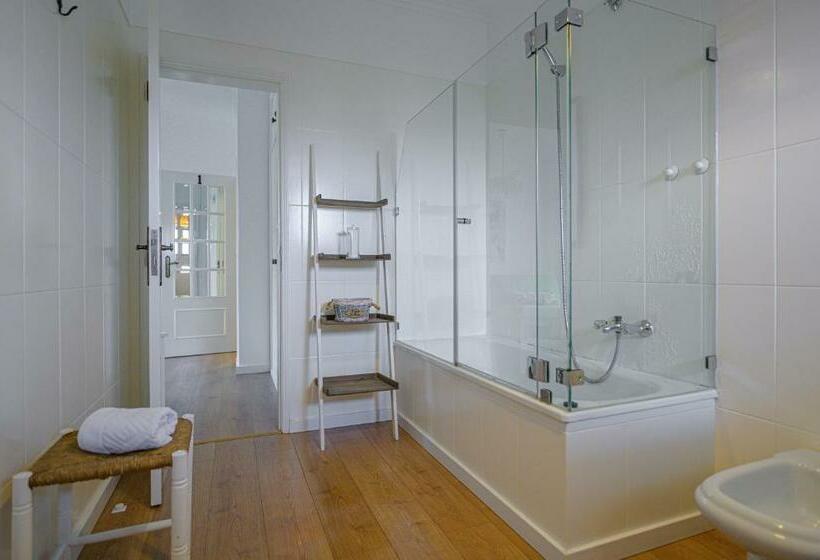 سوئیت با بالکن, Casa Das Hortensias  Charming Guest House