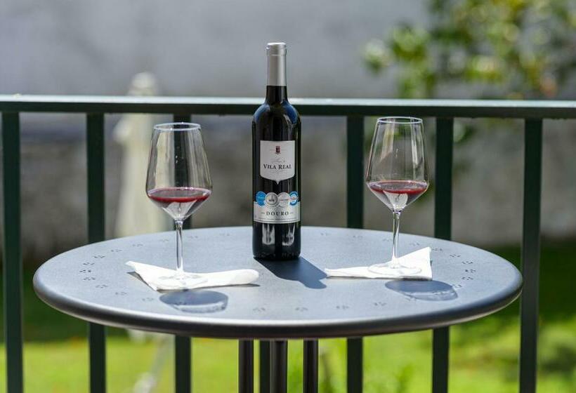 سوئیت با بالکن, Casa Das Hortensias  Charming Guest House