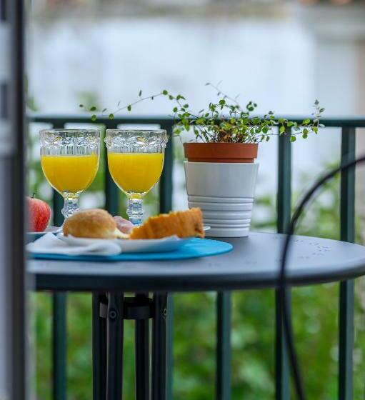 اتاق استاندارد با بالکن, Casa Das Hortensias  Charming Guest House