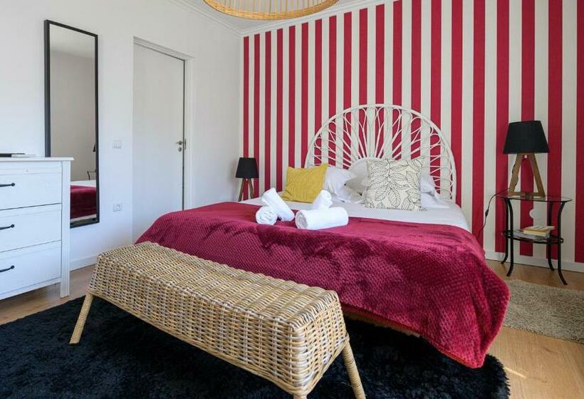 سوئیت با بالکن, Casa Das Hortensias  Charming Guest House