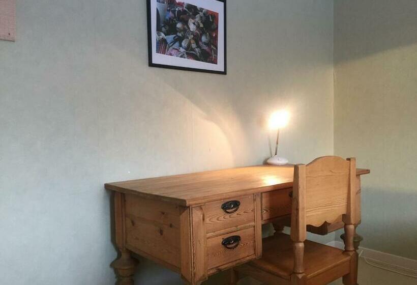 חדר סטנדרט חדר אמבטיה משותף, Helsingegården