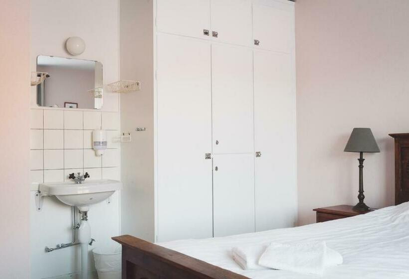 חדר סטנדרט חדר אמבטיה משותף, Helsingegården