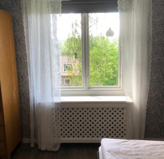Номер Стандарт, Helsingegården