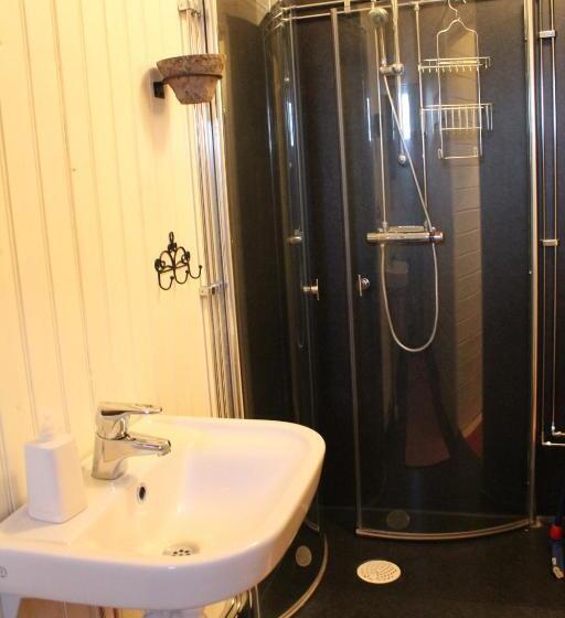 Standard Kolmen Hengen Huone Jaettu kylpyhuone, Vintergatans Rum