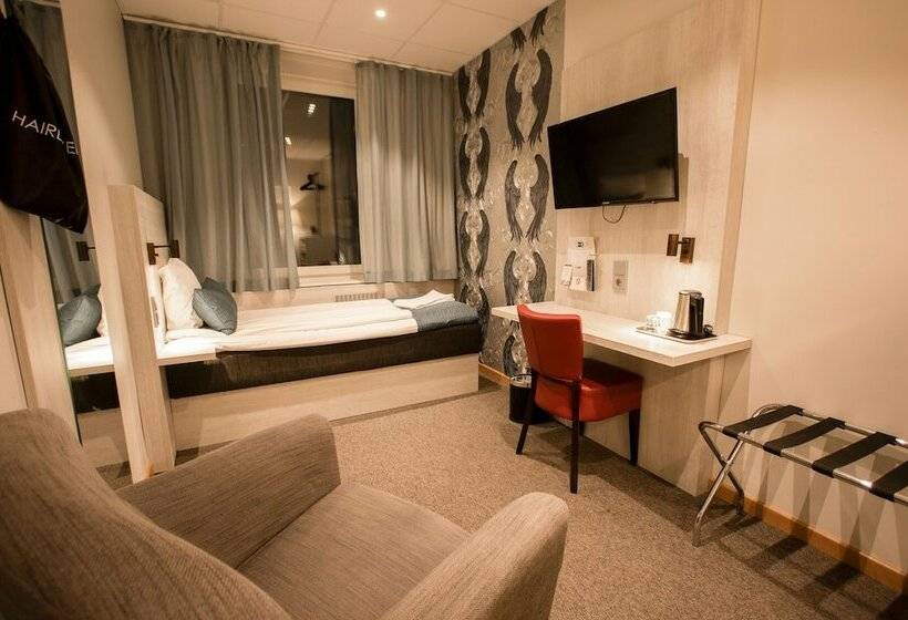 Номер Стандарт Индивидуальный Совместная Ванная, Dream  Luxury Hostel