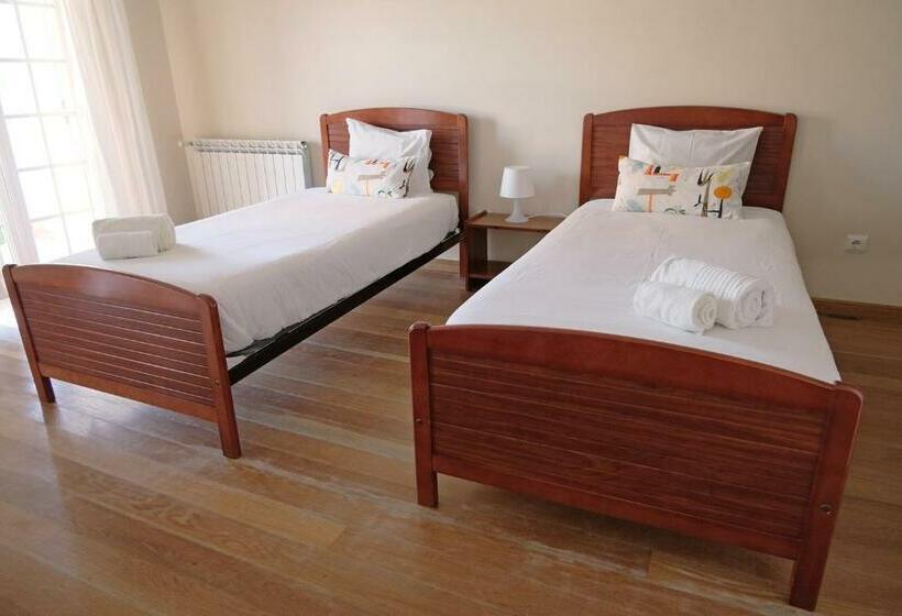 غرفة عائلية, Freesurfcamp & Hostel