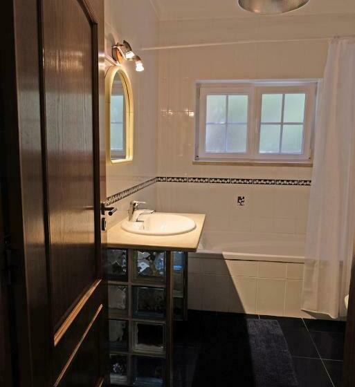 غرفة عائلية, Freesurfcamp & Hostel