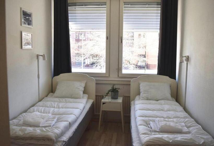 带共用浴室的标准房间, Göteborg Hostel