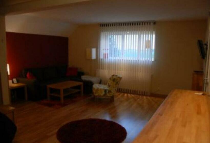 스탠다드 룸, Borrby