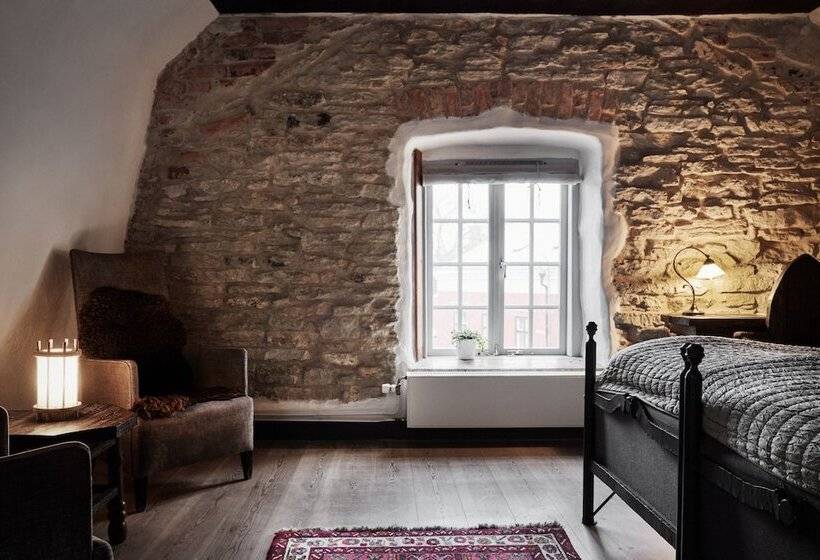 デラックスルーム, Helgeand Wisby