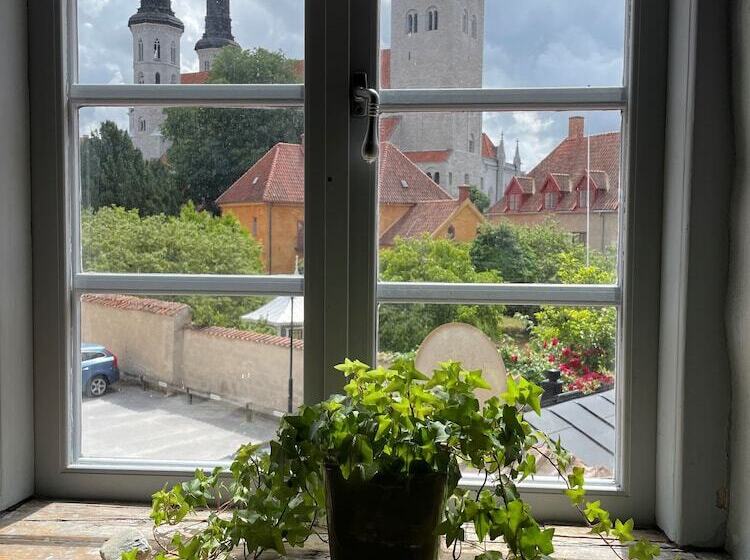 デラックススタジオ, Helgeand Wisby