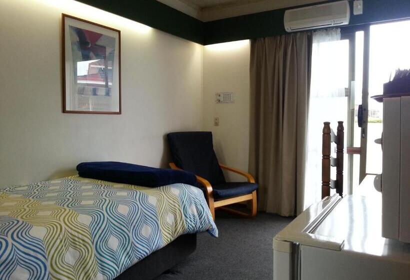 اتاق سوپریور, Orana Motor Inn & Restaurant