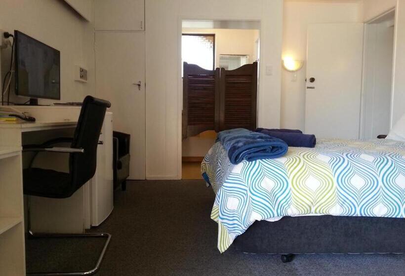 اتاق لوکس خانوادگی, Orana Motor Inn & Restaurant