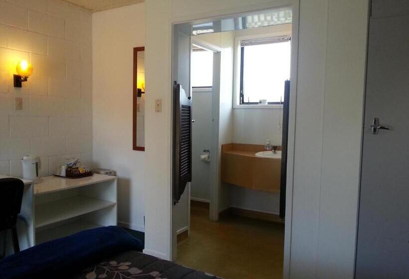 اتاق لوکس خانوادگی, Orana Motor Inn & Restaurant