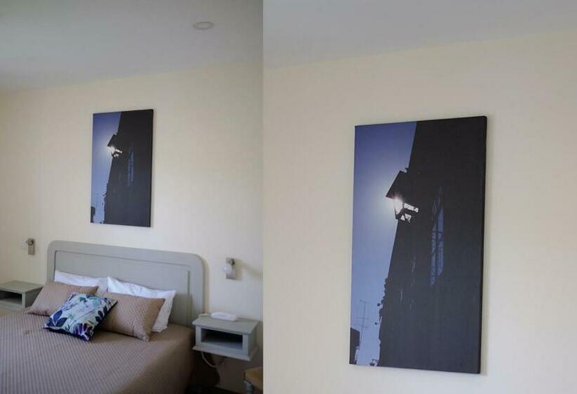 标准间带湖景, Os Poetas