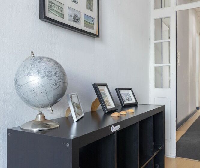 اتاق استاندارد, Le Penguin Hostel