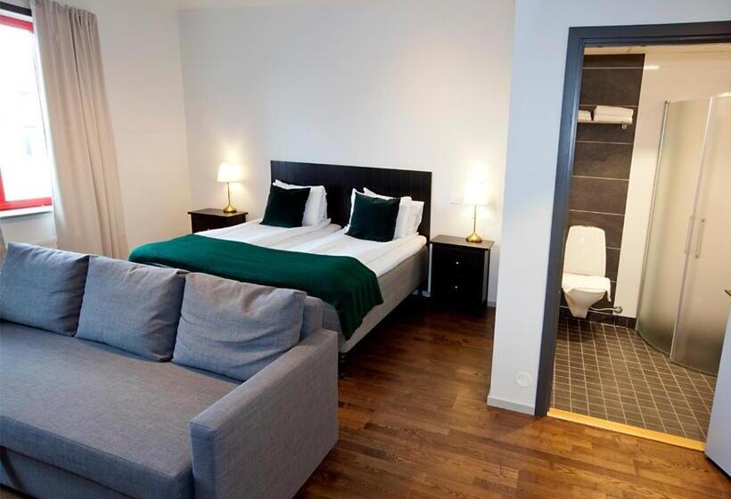 סוויטת ג'וניור, Rasta Grums