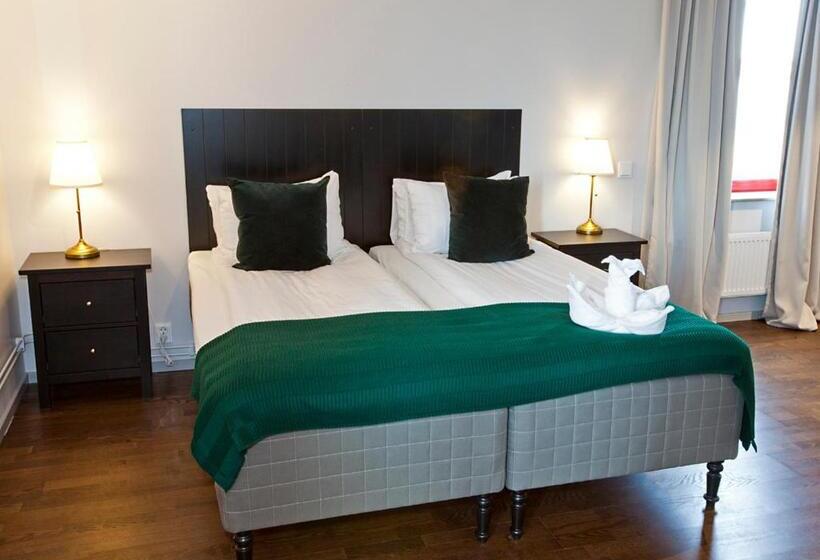 סוויטת ג'וניור, Rasta Grums