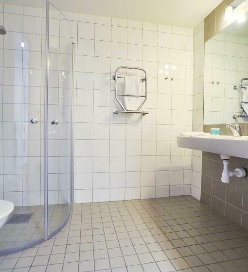 استودیو خانوادگی, Sky Hotel Apartments, Stockholm