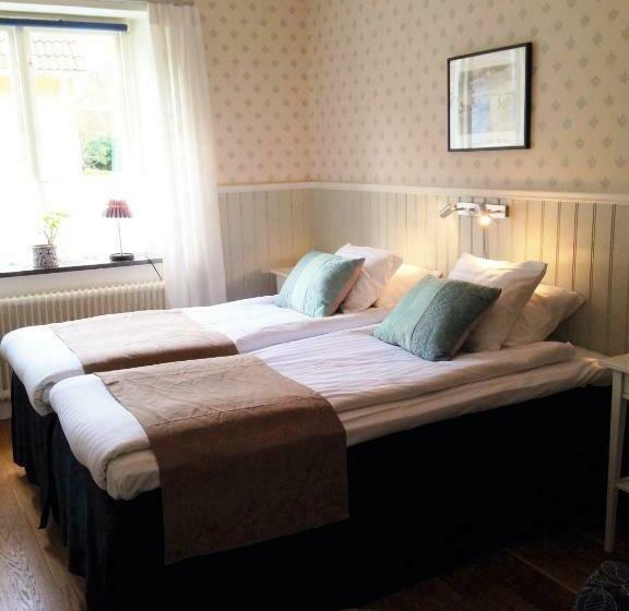 חדר משפחתי, Stf Kivikstrand Badhotell