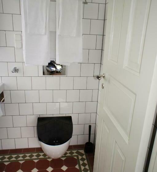 חדר דלוקס, Stf Kivikstrand Badhotell