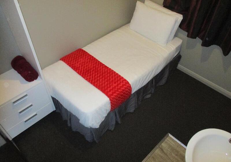 스탠다드 싱글 룸, The Duke Hostel