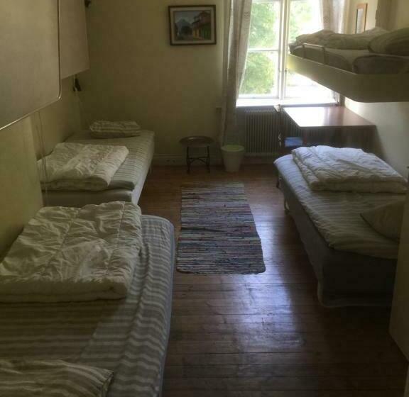 패밀리 룸 공용 욕실, Tvetagårdens Vandrarhem